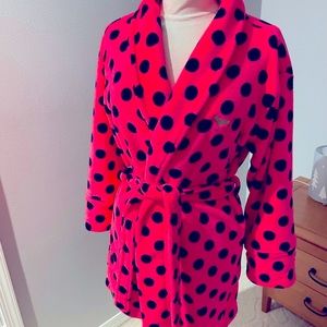 Victoria Secret Pink Polka Dot Plush robe in XS/S